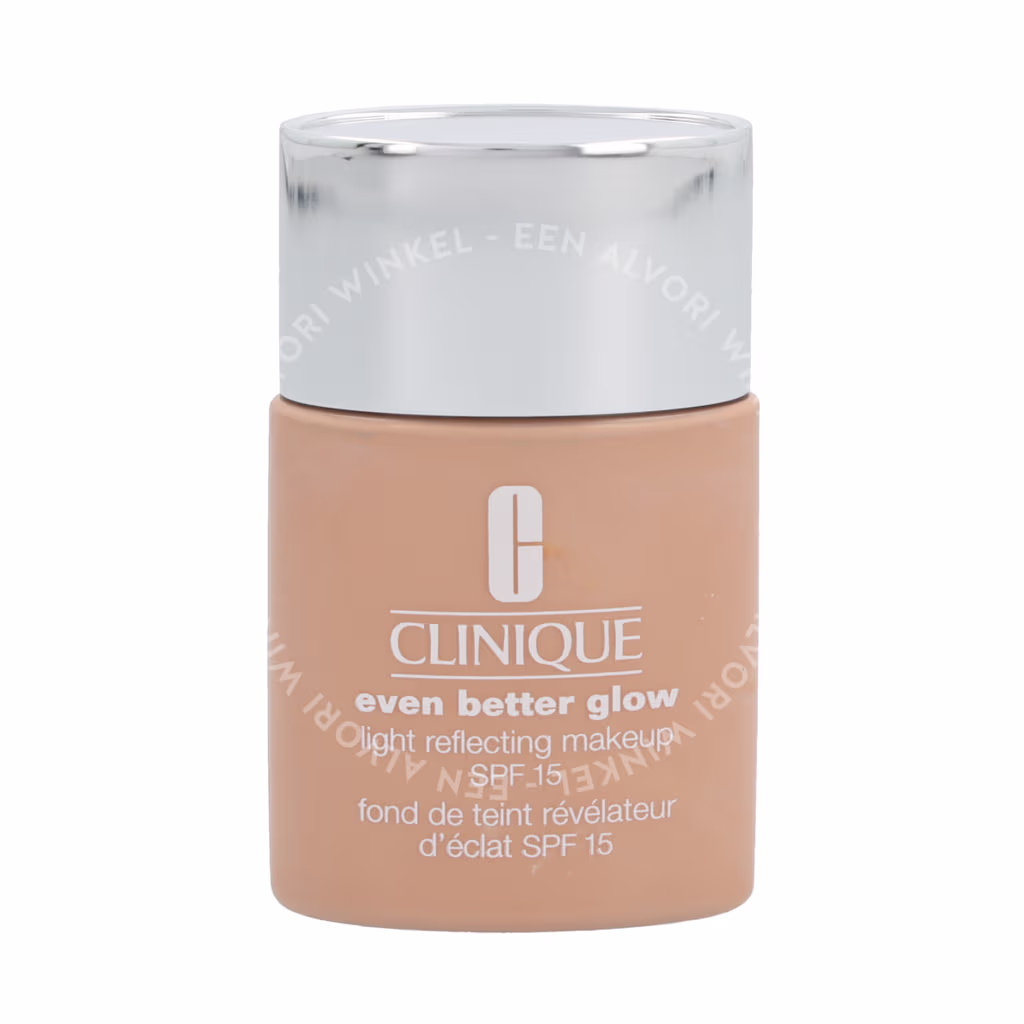 Clinique Clinique Even Better Glow Light Reflecting Makeup SPF15 — CN20 Fair