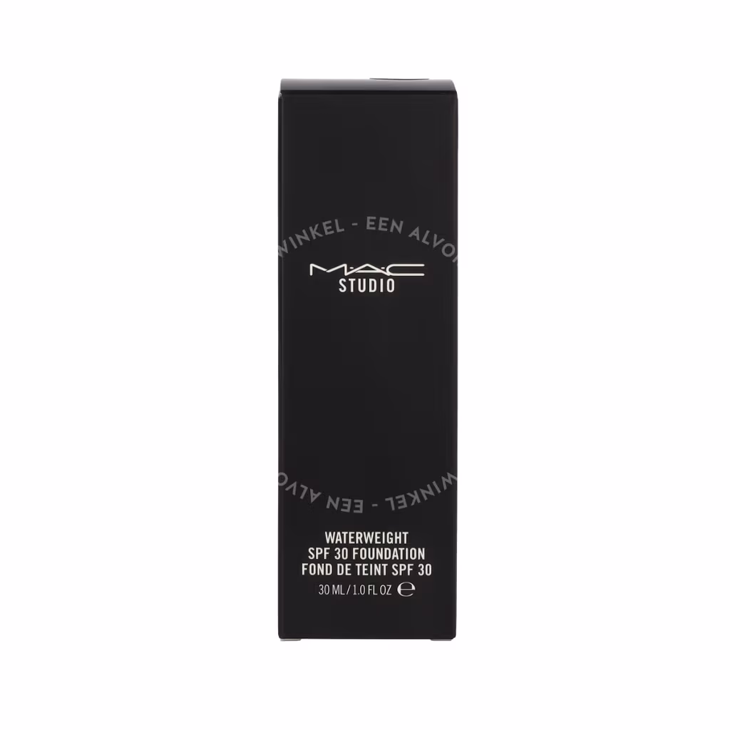 Mac MAC Studio Waterweight Foundation SPF30 — NC42 — foto 2