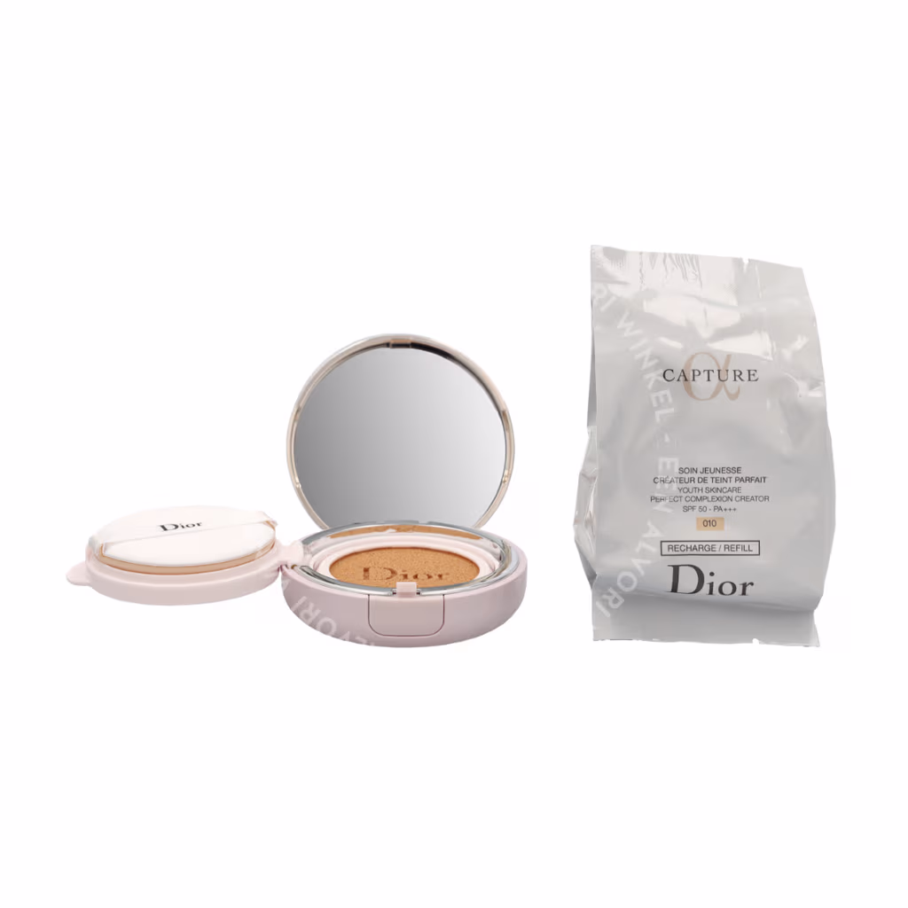 Christian Dior Dior Capture Dreamskin Moist & Perfect Cushion SPF50 — #010
