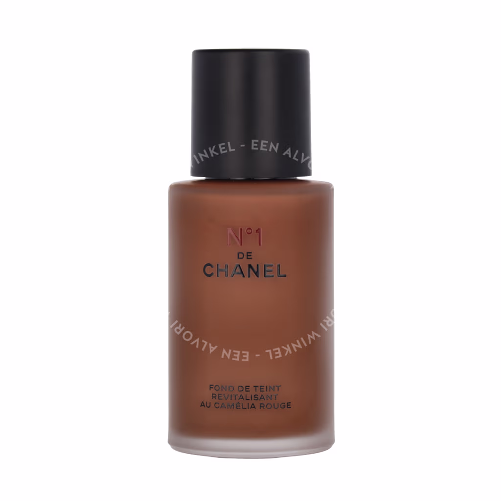 Chanel Chanel No 1 Revitalizing Foundation — BR152